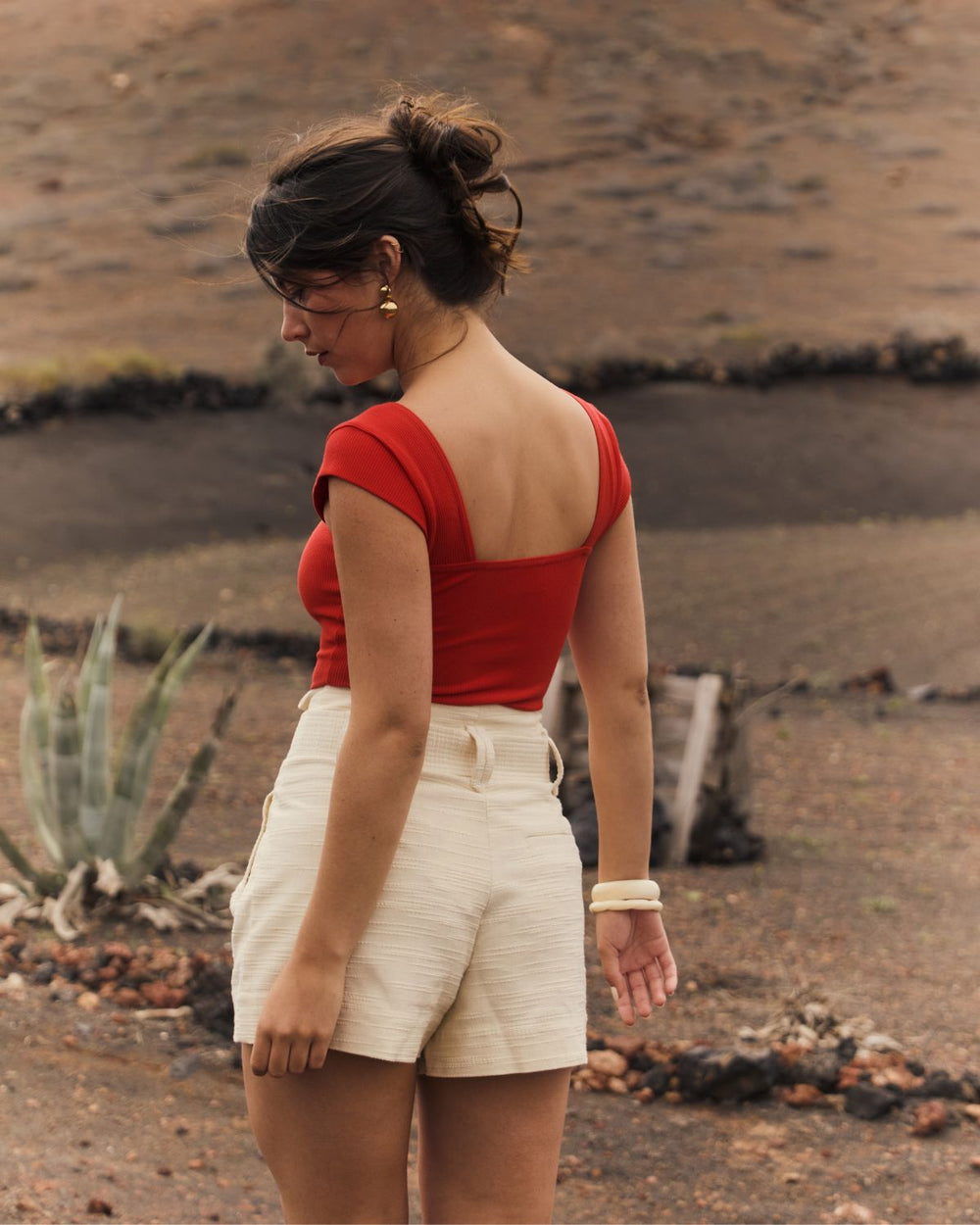 Body rouge manches courtes col carre