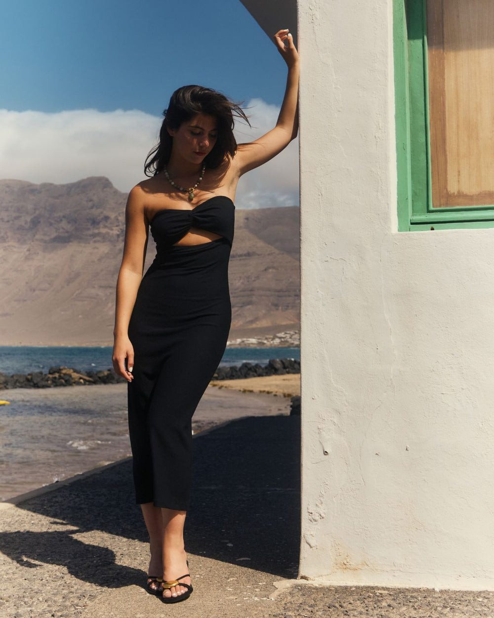 Robe noir Volupte Flair Bodysuits